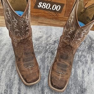 Shyanne Cassidy square toe cowboys boots